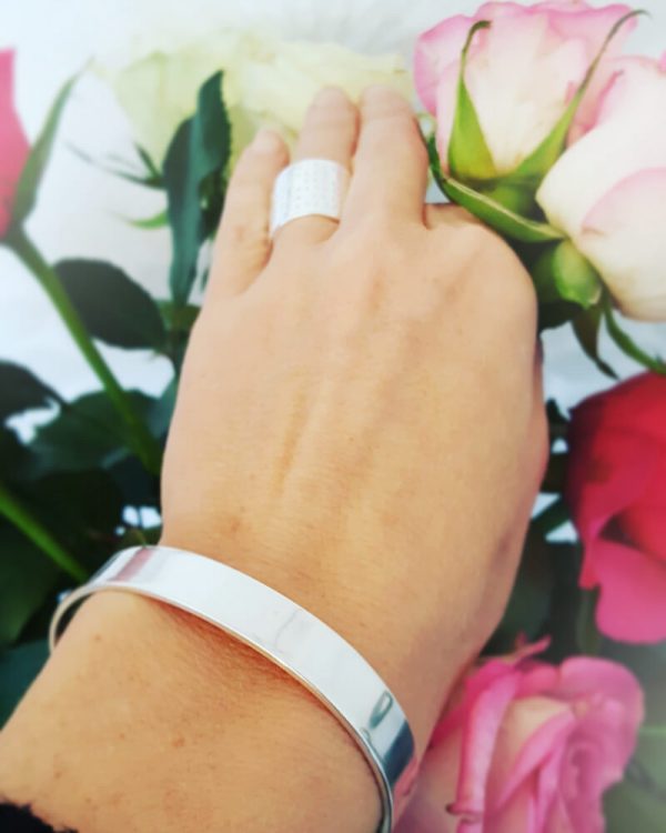Armband i silver med gravyr