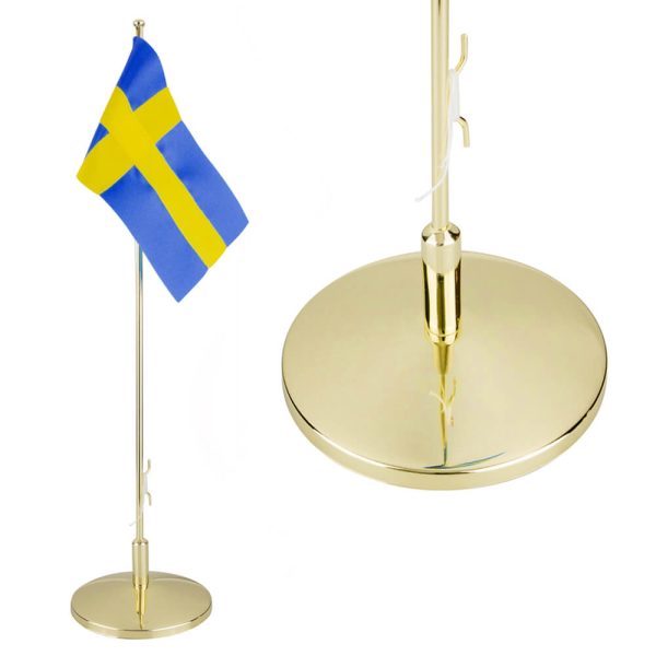 Dopflagga med gravyr och svensk flagga