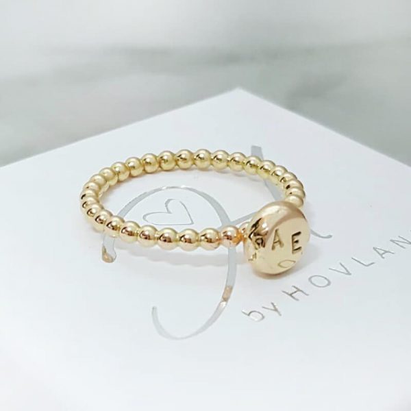 Guldring 18k med raw berlock