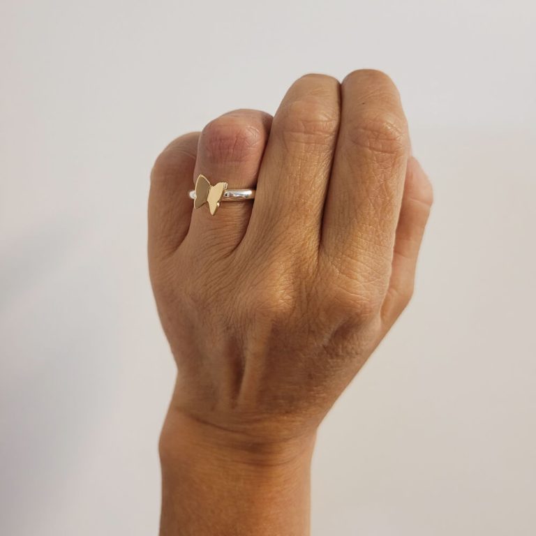 Silverring med detalj i 18k