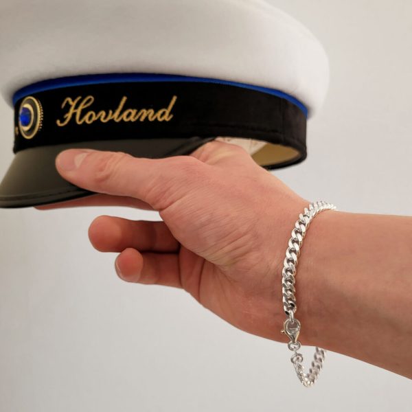Studentarmband i pansarlänk