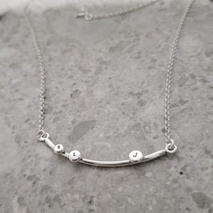 Halsband till mamma